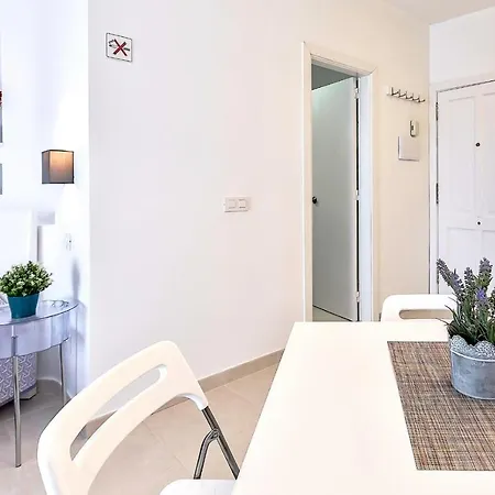 Ocean Bliss Apartment Playa Paraiso * אדחה